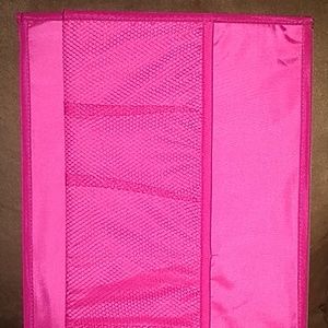 NWOT Stand Tall Insert